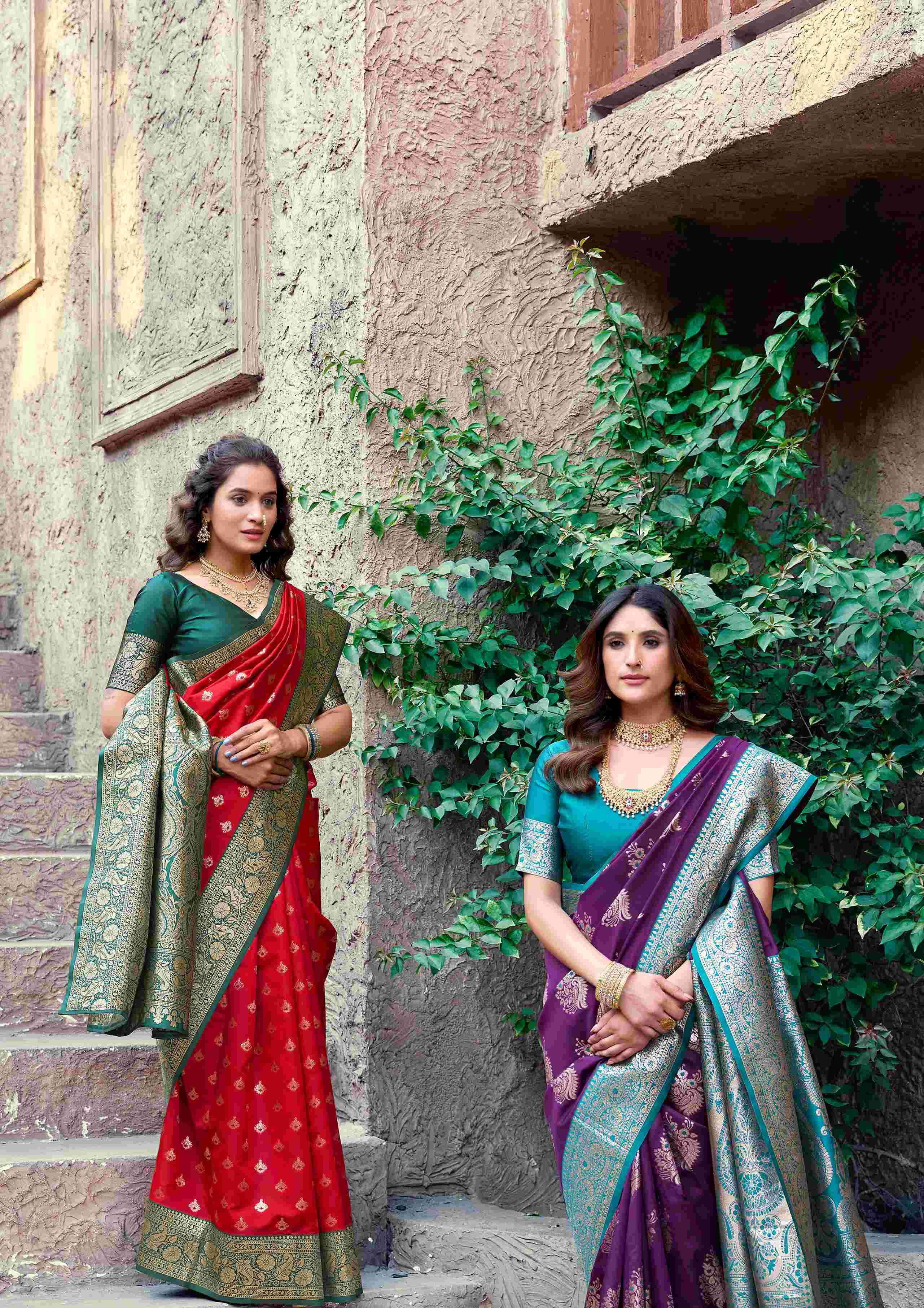 SANVI SILK BY TEXOFAB IN FANCY SILK WITH ZHALLAR 6.30 MTR WITH BLOUSE 