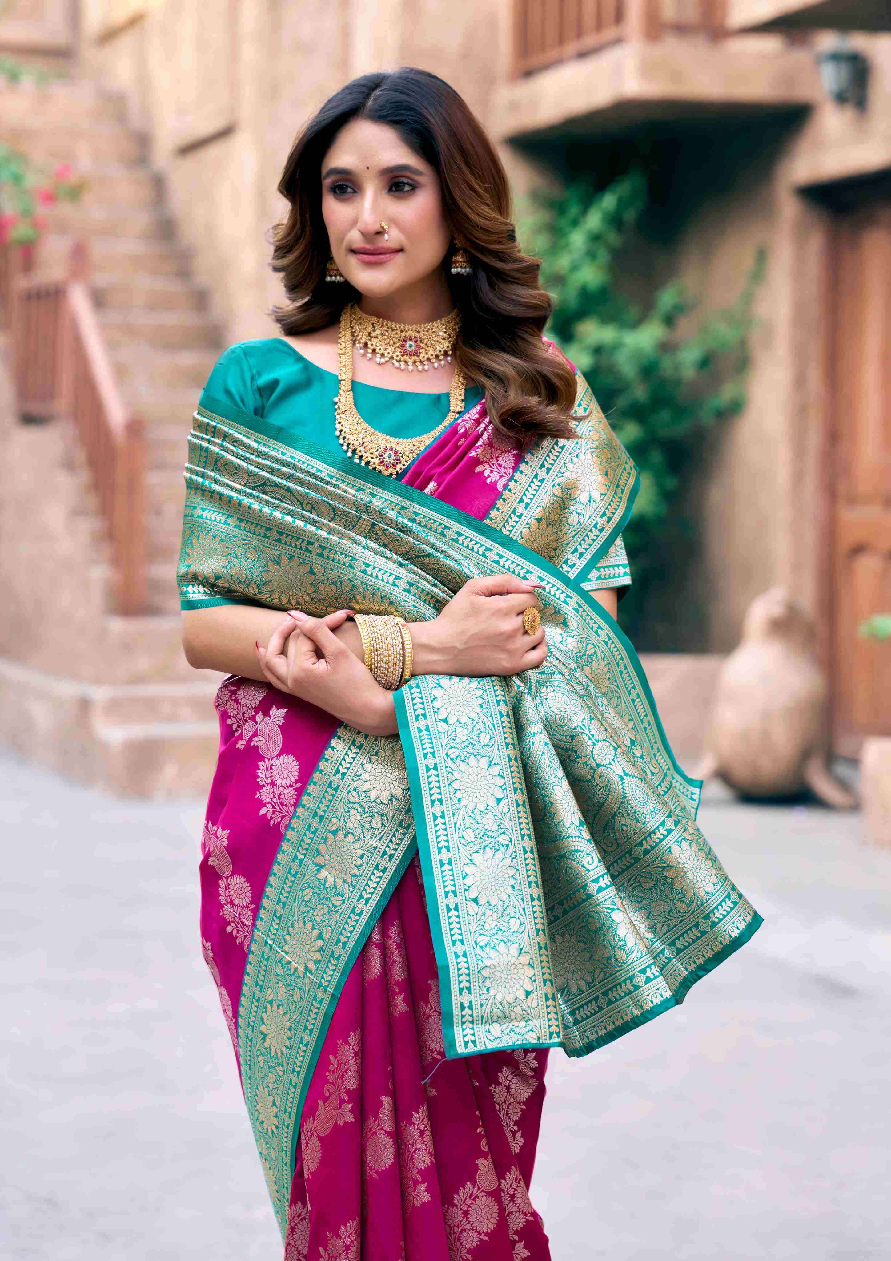 SANVI SILK BY TEXOFAB IN FANCY SILK WITH ZHALLAR 6.30 MTR WITH BLOUSE 