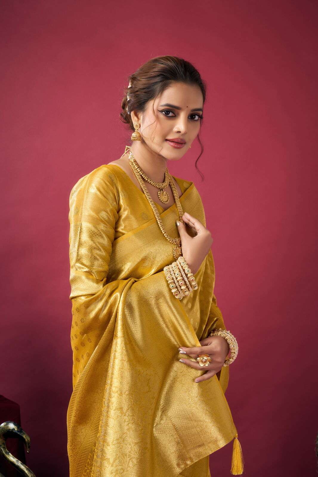 SHRINGAR BY TEXOFAB IN PURE TISSUE SILK WITH ZHALLAR 6.30 MTR WITH BLOUSE 