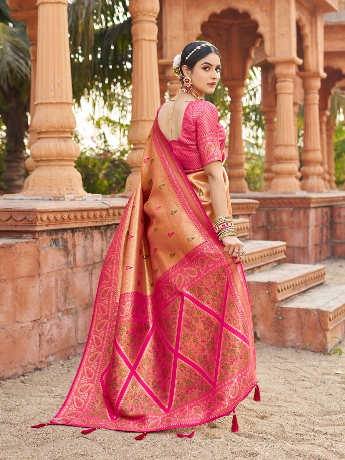 SHUBHARAMBH BY GOBUNI IN SOFT BANARASI LUXURIOUS SILK SAREES RICH IN TRADITIONL A TIMELESS BEAUTY FOR ANY OCCASION
