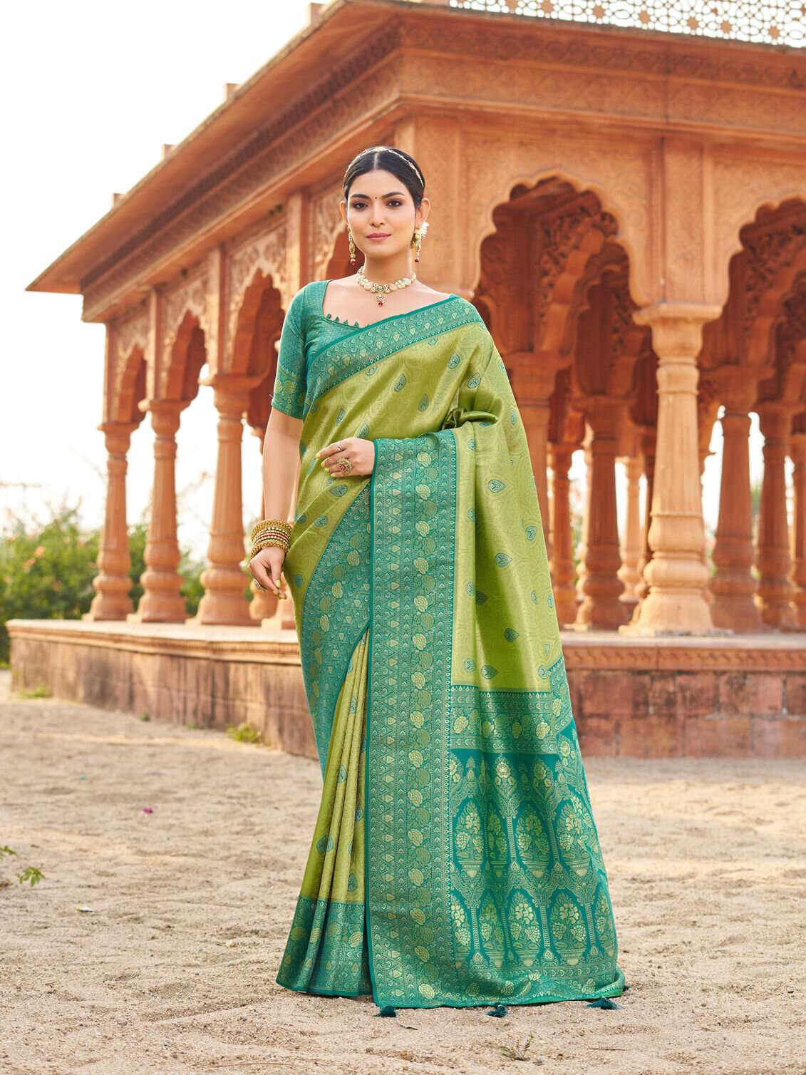 SHUBHARAMBH BY GOBUNI IN SOFT BANARASI LUXURIOUS SILK SAREES RICH IN TRADITIONL A TIMELESS BEAUTY FOR ANY OCCASION