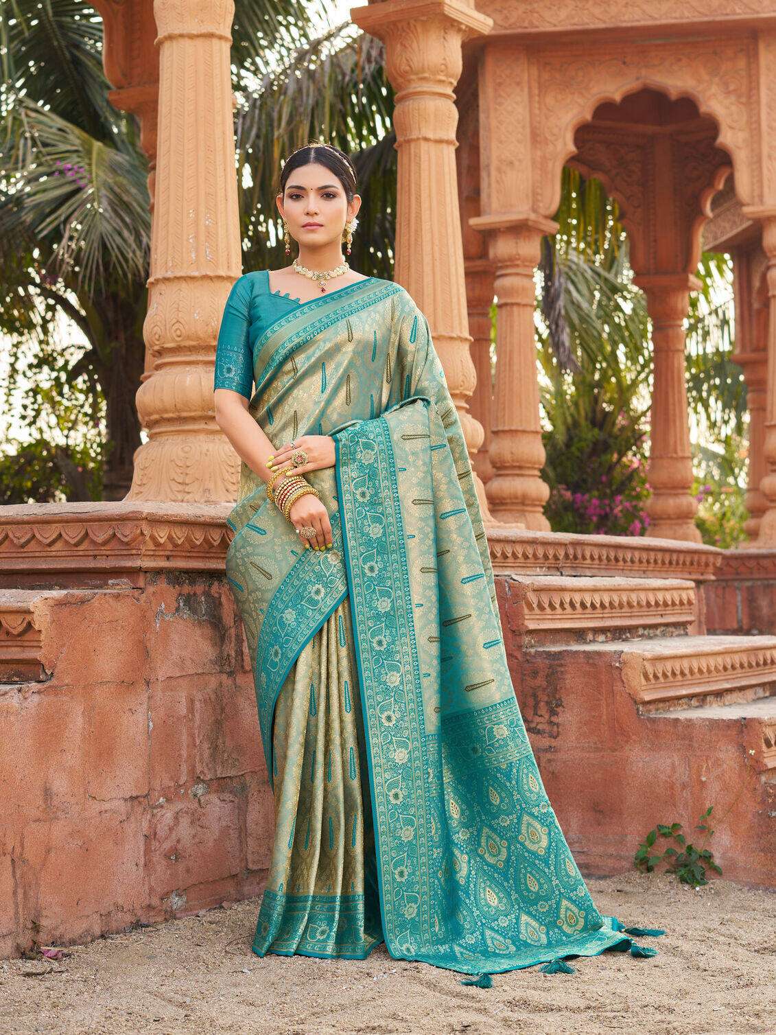 SHUBHARAMBH BY GOBUNI IN SOFT BANARASI LUXURIOUS SILK SAREES RICH IN TRADITIONL A TIMELESS BEAUTY FOR ANY OCCASION
