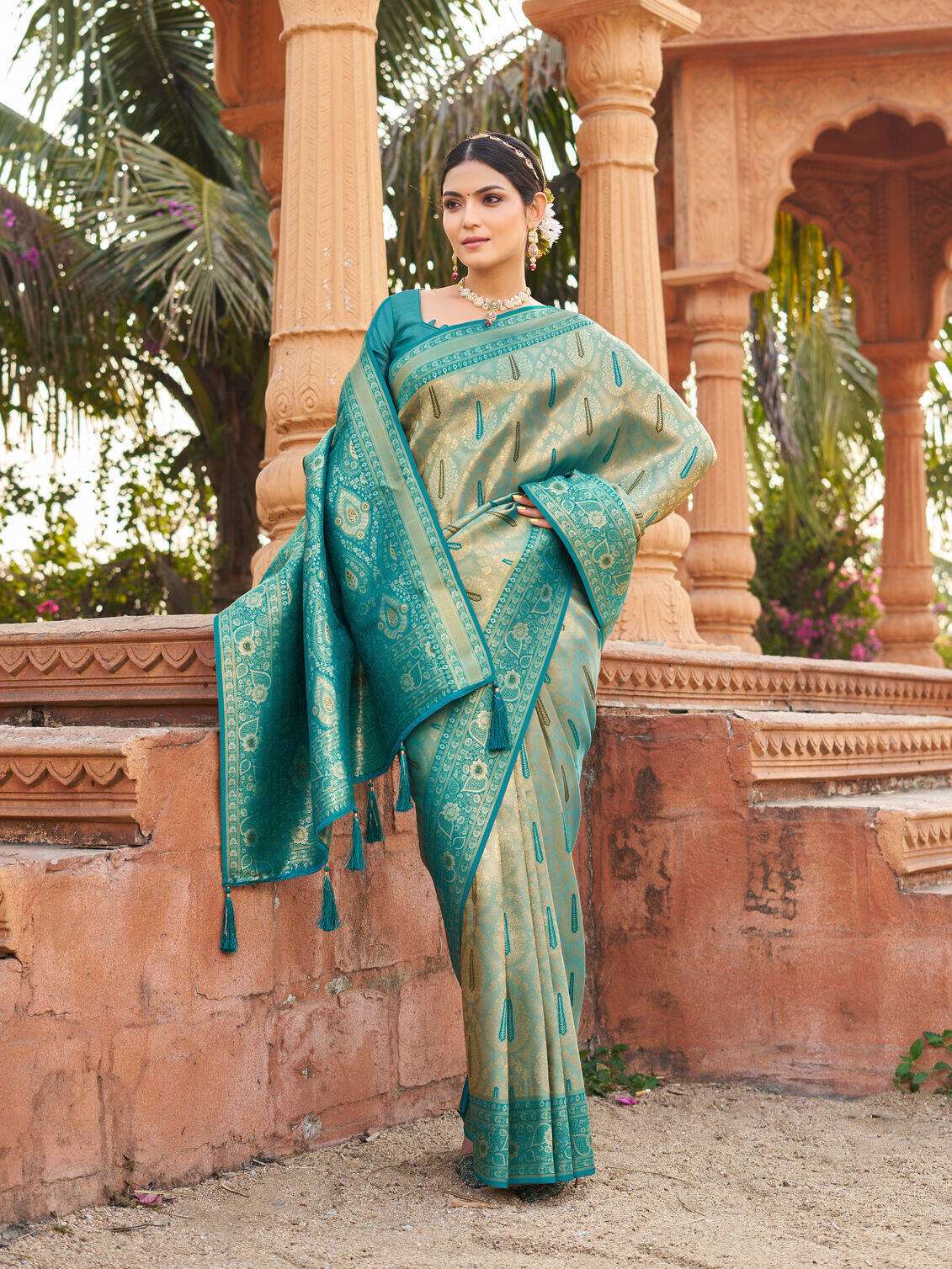 SHUBHARAMBH BY GOBUNI IN SOFT BANARASI LUXURIOUS SILK SAREES RICH IN TRADITIONL A TIMELESS BEAUTY FOR ANY OCCASION