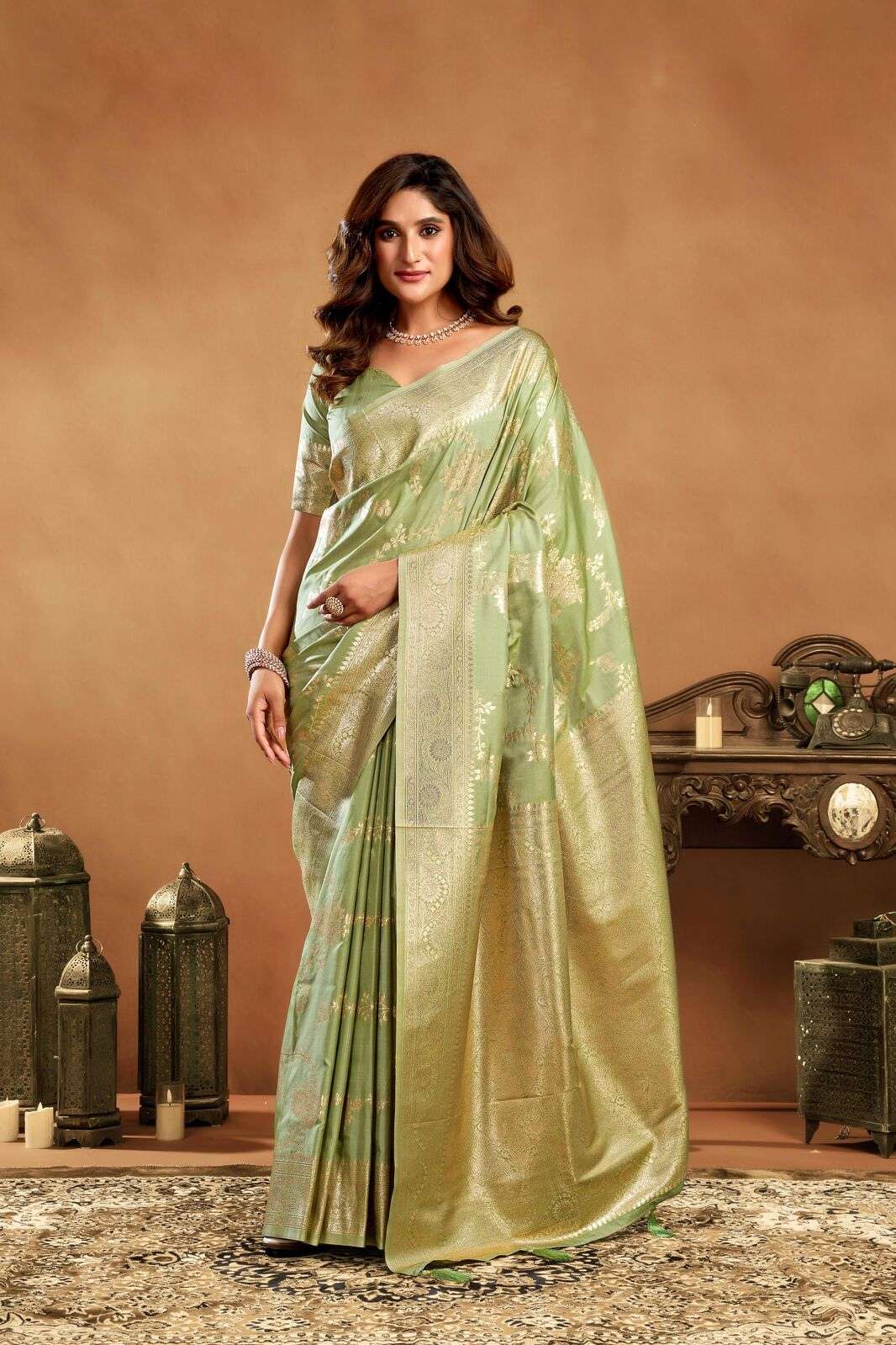 SRIVALLI BY TEXOFAB IN PURE SILK WITH ZHALLAR 6.30 MTR WITH BLOUSE 