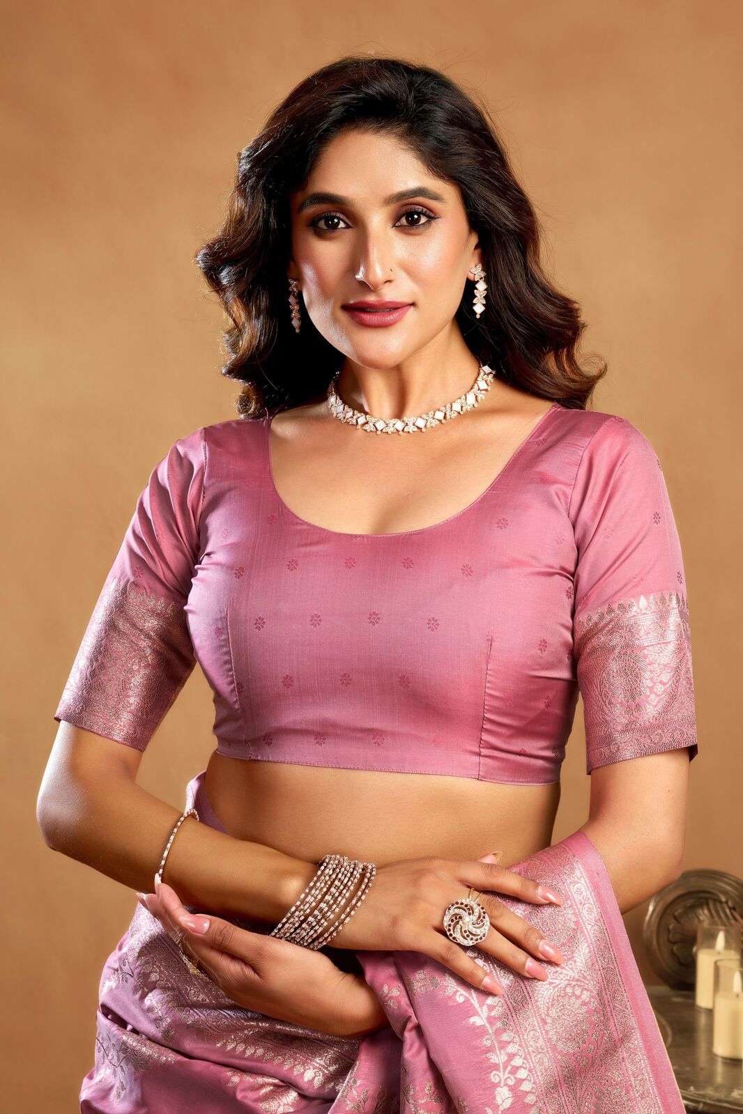 SRIVALLI BY TEXOFAB IN PURE SILK WITH ZHALLAR 6.30 MTR WITH BLOUSE 