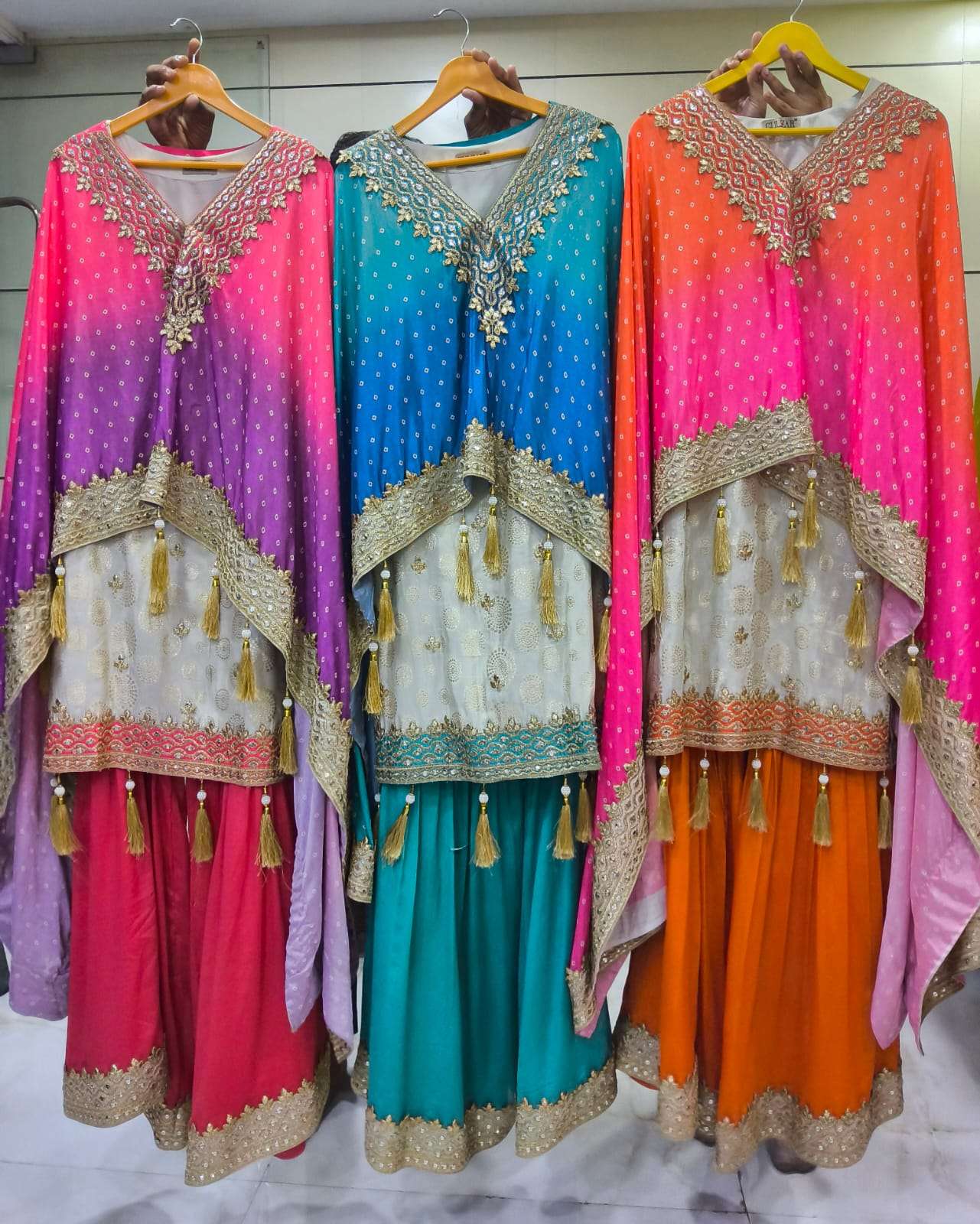 SUNEHRI BY GULZAR IN VISCOSE SIMMER JACQUARDS WITH ELEGANT MIRROE STYLE WORK 