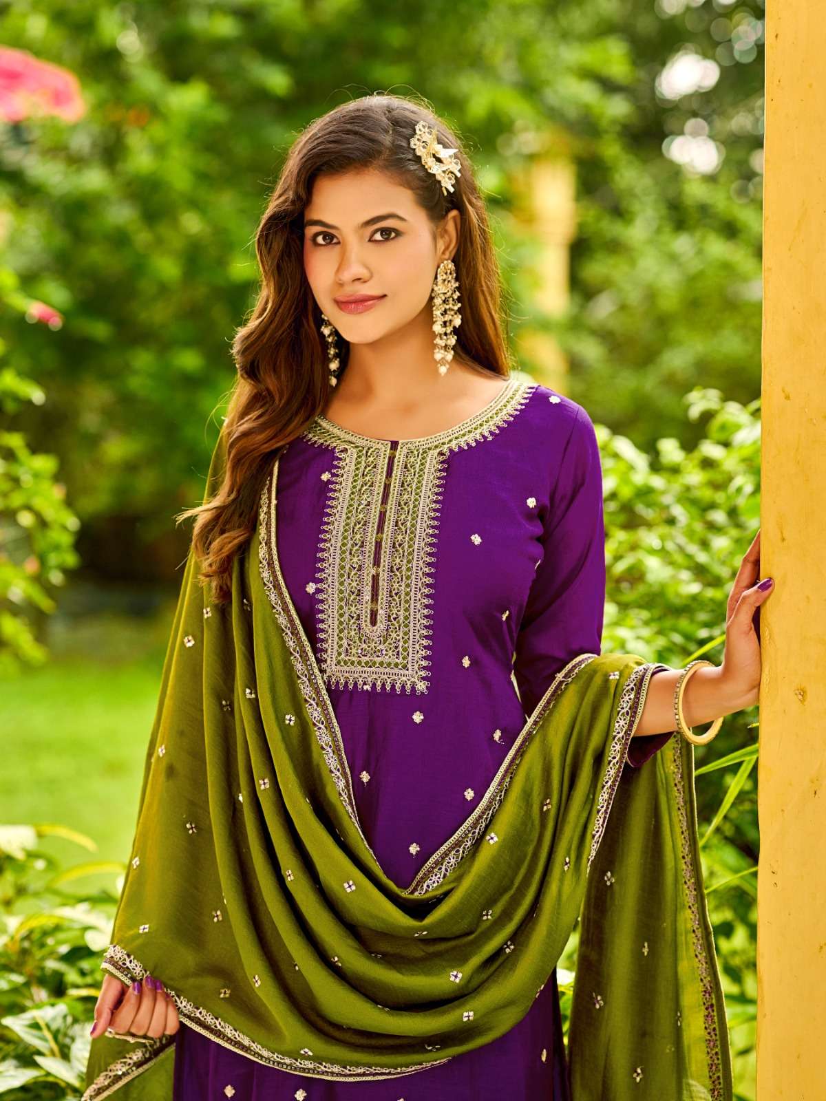 TOFFEE BY AANCHI IN VICHITRA SILK FANCY CONTRAST DUPATTA WORK