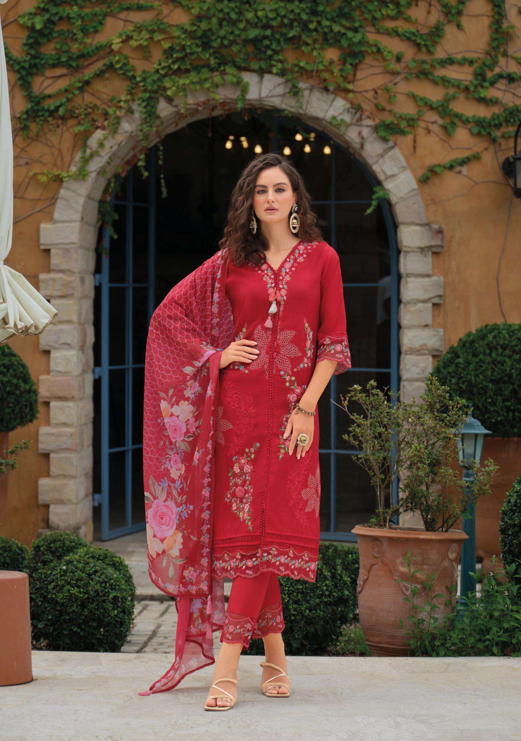 ZOYA BY LADY LEELA IN VISCOSE SILK KURTI WITH DAMAN & SLEEVE EMBROIDERY WORK 