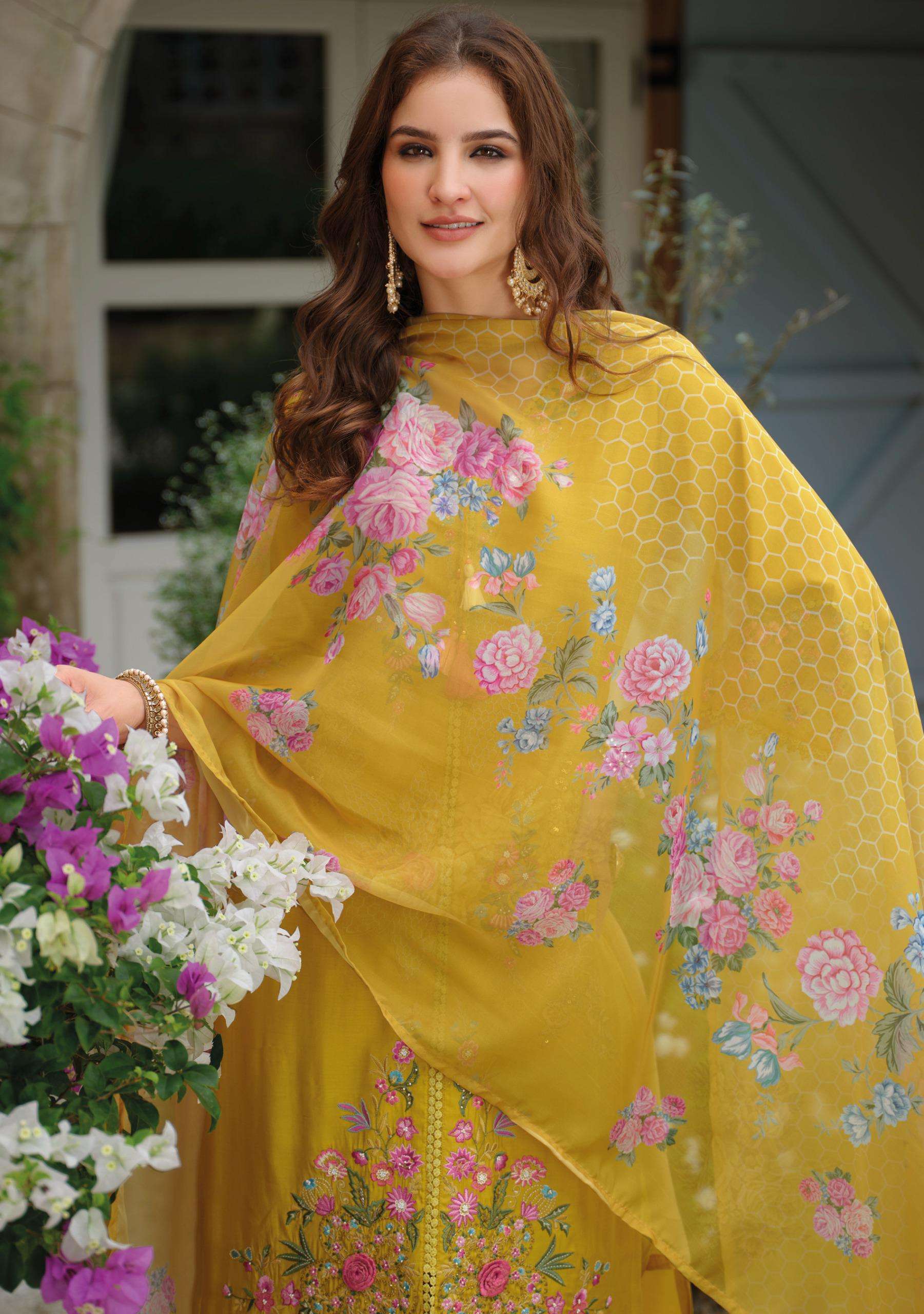 ZOYA BY LADY LEELA IN VISCOSE SILK KURTI WITH DAMAN & SLEEVE EMBROIDERY WORK 