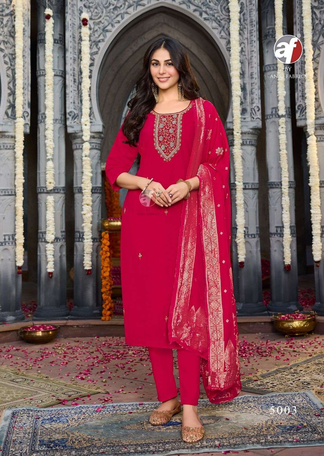 VASTRA VOL-6 BY ANJU FABRICS IN MODAL SILK KURTI PANT WITH HEAVY JACQUARD DUPATTA