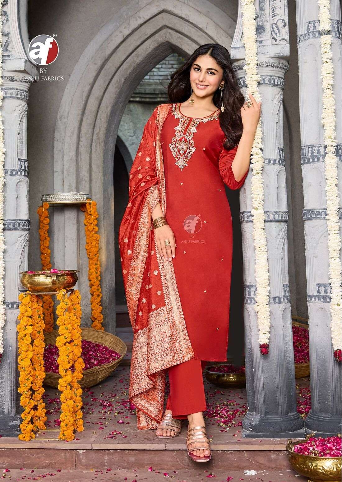 VASTRA VOL-6 BY ANJU FABRICS IN MODAL SILK KURTI PANT WITH HEAVY JACQUARD DUPATTA