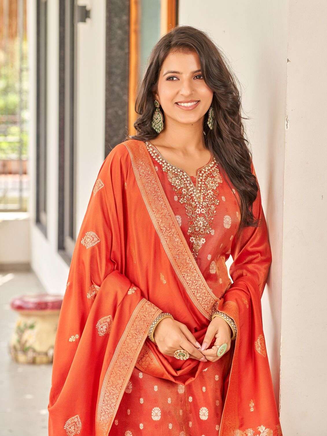 ZARA BY AANCHI IN PURE SHIMMER JACQUARD DAMAN BUTTI WITH HANDWORK ON NECK