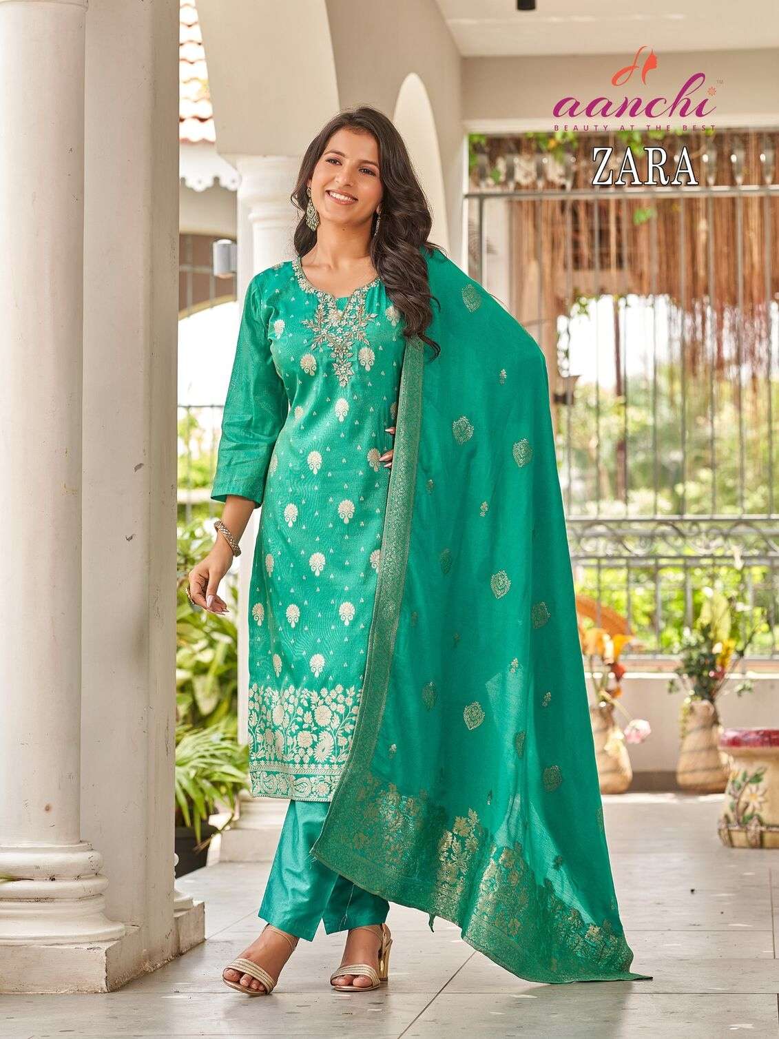 ZARA BY AANCHI IN PURE SHIMMER JACQUARD DAMAN BUTTI WITH HANDWORK ON NECK