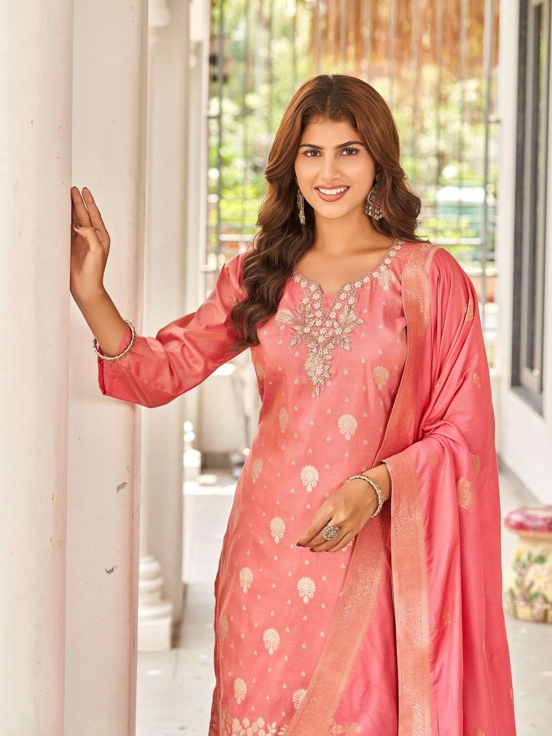 ZARA BY AANCHI IN PURE SHIMMER JACQUARD DAMAN BUTTI WITH HANDWORK ON NECK