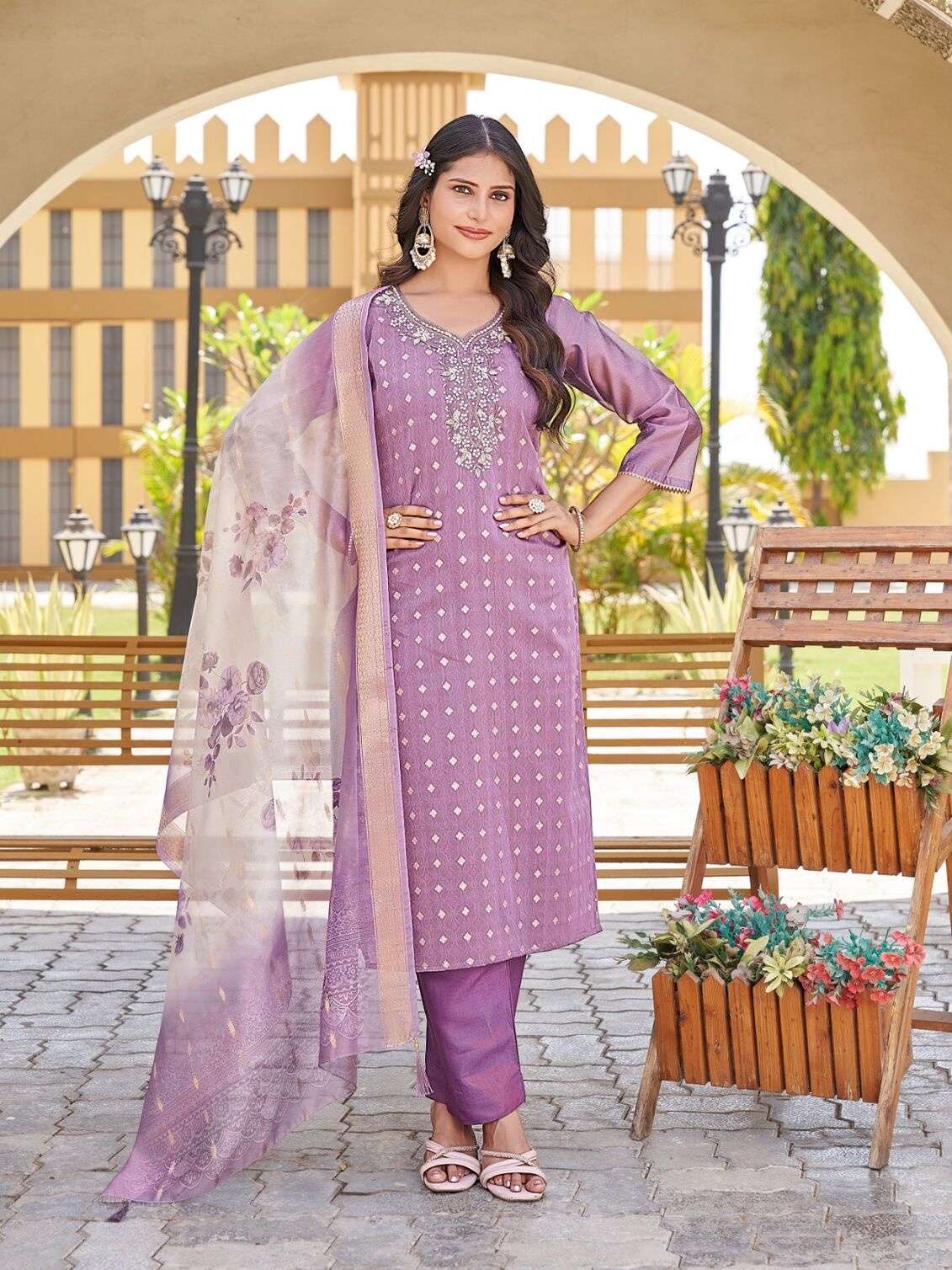 CHARLIE BY AANCHI IN PURE SHIMMER JACQUARD WITH FANCY DIGITAL DUPATTA STRAIGHT CONCEPT