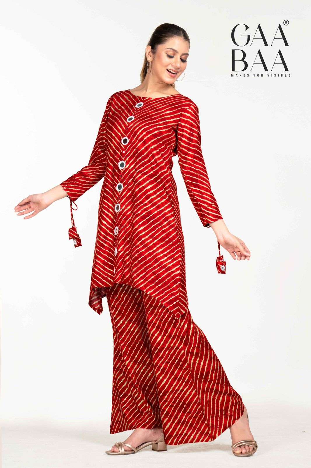 D.NO :- 954 BY GAABAA IN HEAVY RAYON LAHERIYA PRINT WITH FOIL & MIRROR WORK 