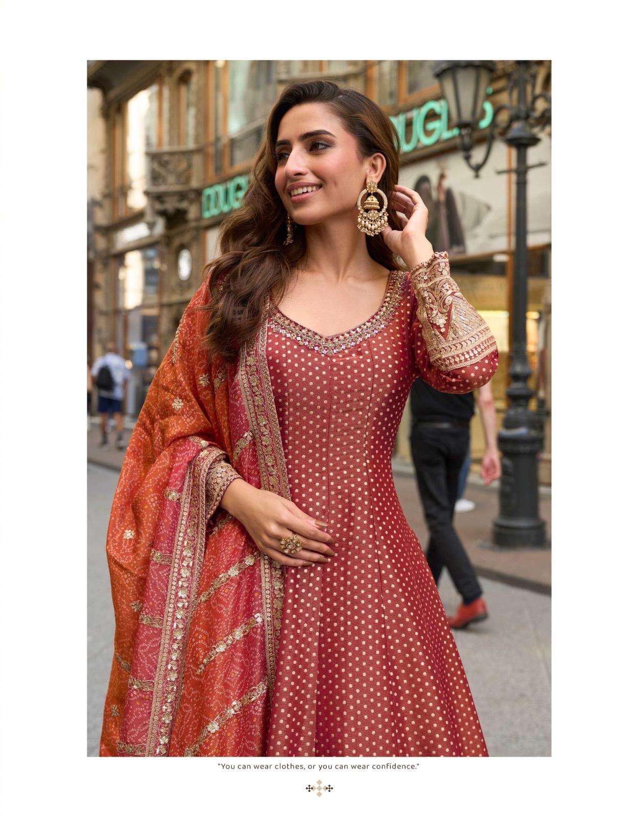 KUSUM BY SAYURI DESIGNER IN PURE VISCOS JACQUARD SILK WITH EMBROIDERED WORK 