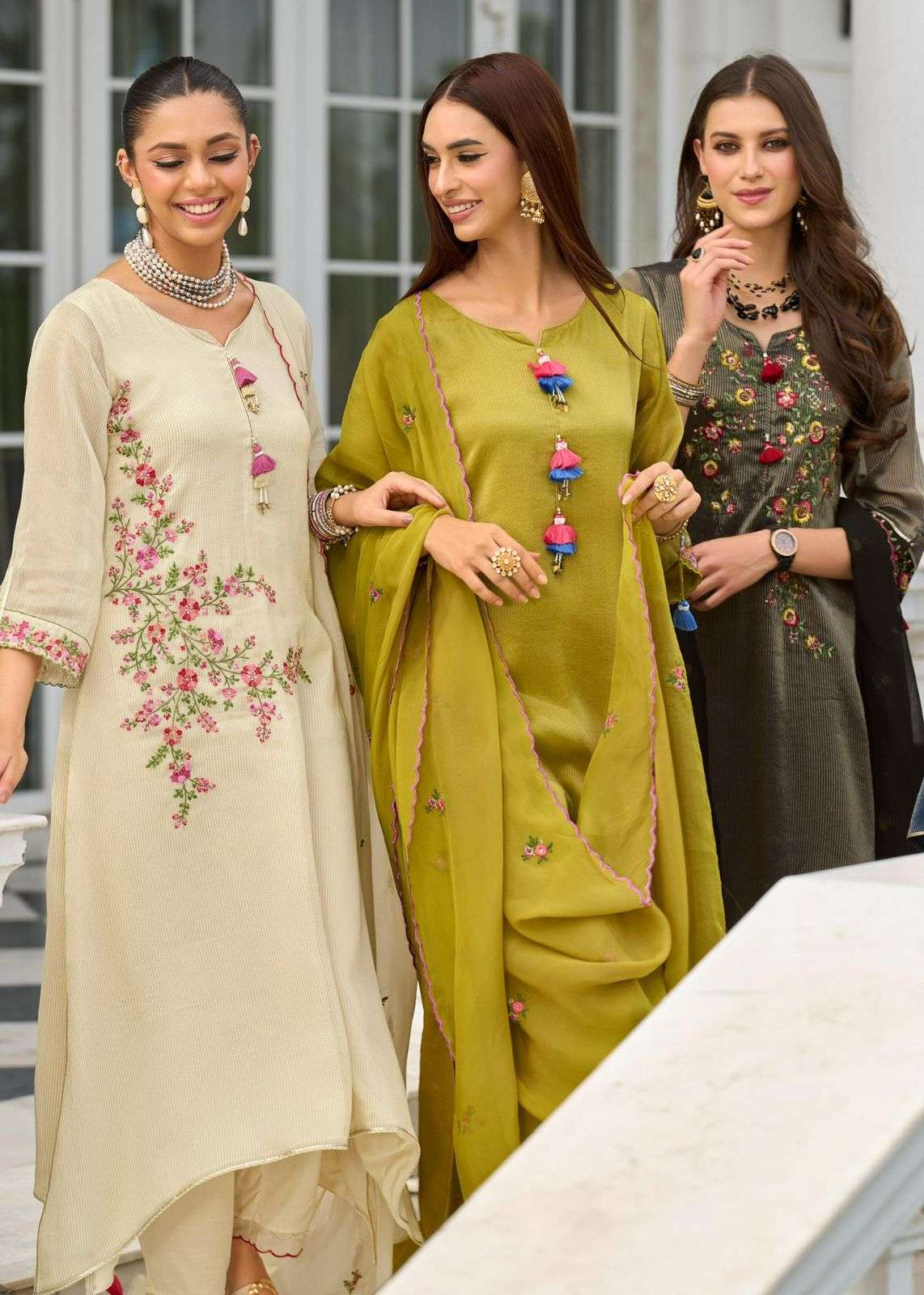 SAHELI BY PRM INDIA IN PURE RUSSIAN SILK JEQUARD WITH EMRODARY & HAND WORK 