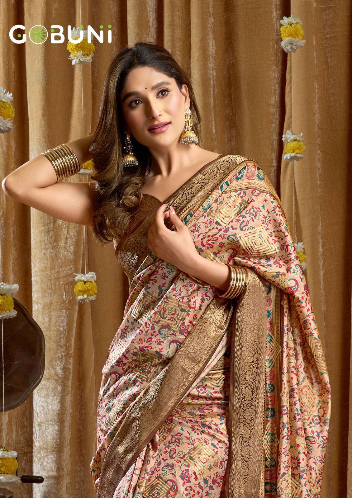 SIMRAN BY GOBUNI IN DIGITAL CLUSTER PRINT WITH BANARASI BORDER & TASSELS 