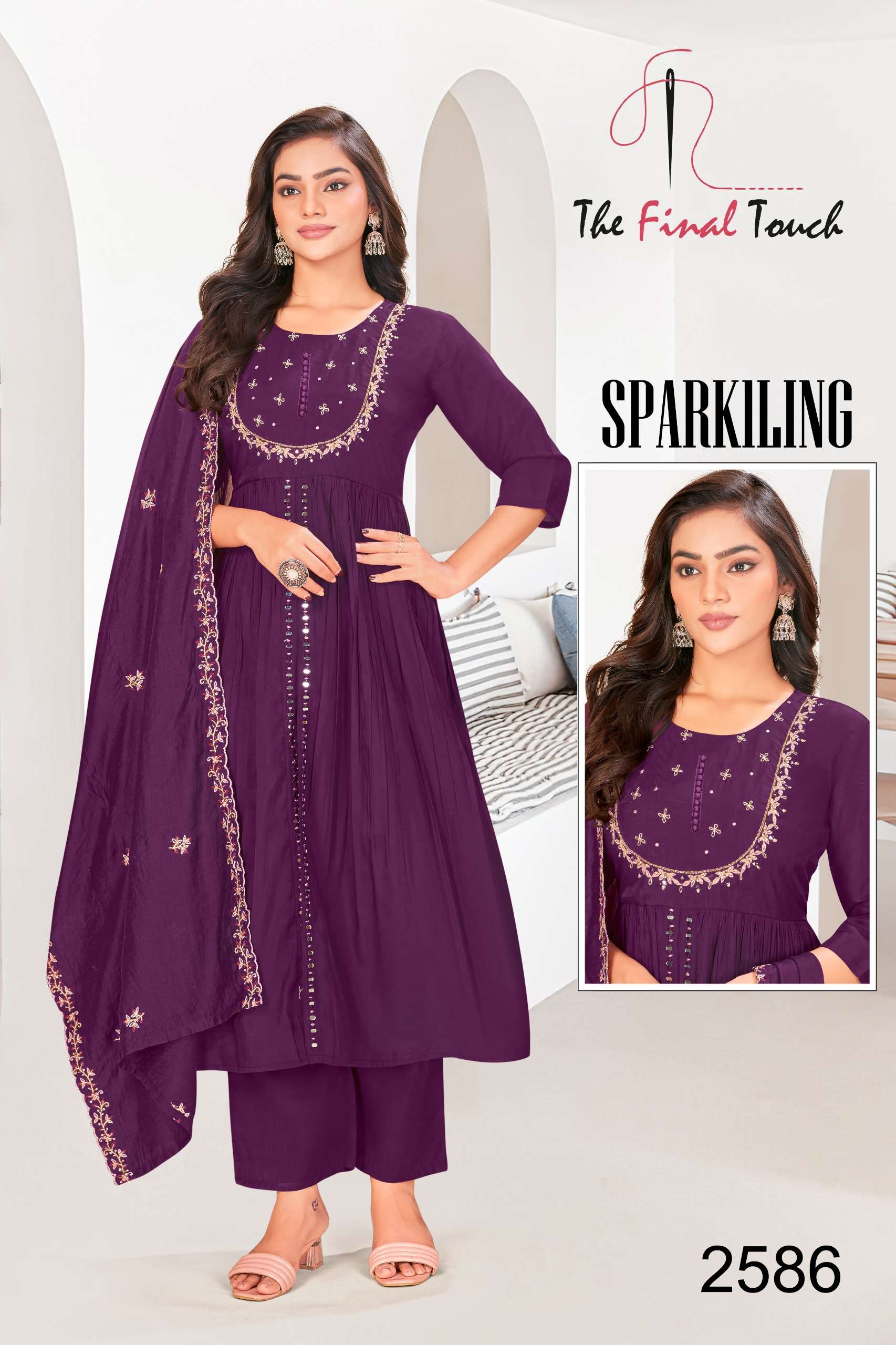 SPARKILING BY THE FINAL TOUCH IN ROMAN SILK WITH HEAVY EMBROIDERY AND HANDWORK