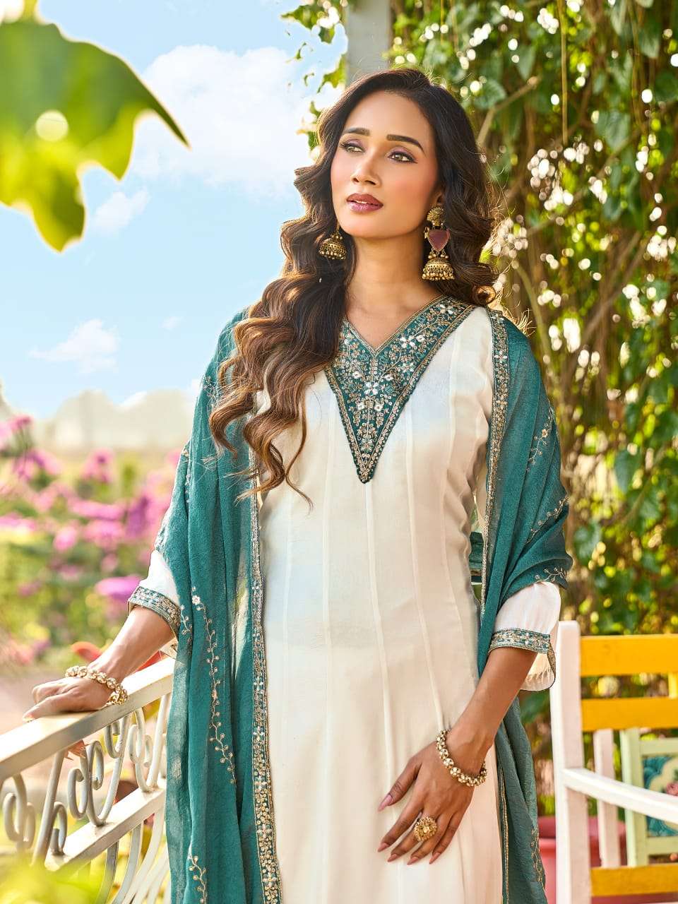 TRENDING KURTI SET BY AANYA