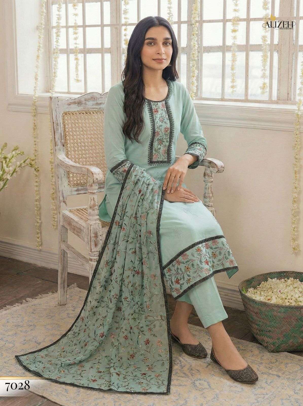 ALIZEH LAUNCHING GEORGETTE FABRIC COLLECTION GULAABO-2