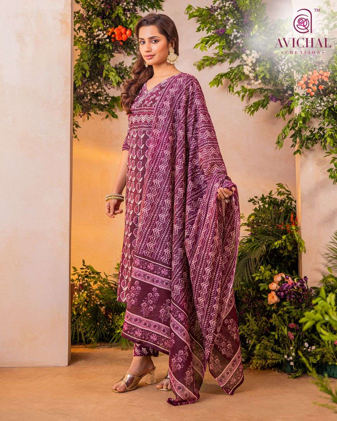 AVICHAL CREATION PURE COTTON PRINTED FABRIC WITH DELICATE HAND MIRROR WORK KURTI SET     