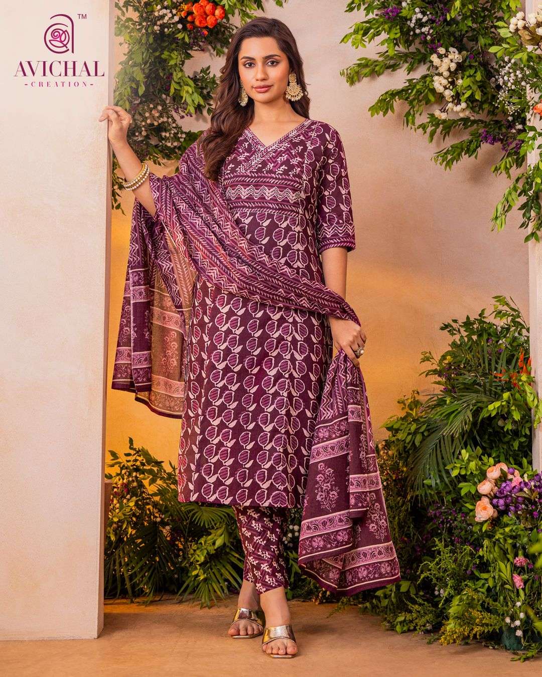 AVICHAL CREATION PURE COTTON PRINTED FABRIC WITH DELICATE HAND MIRROR WORK KURTI SET     