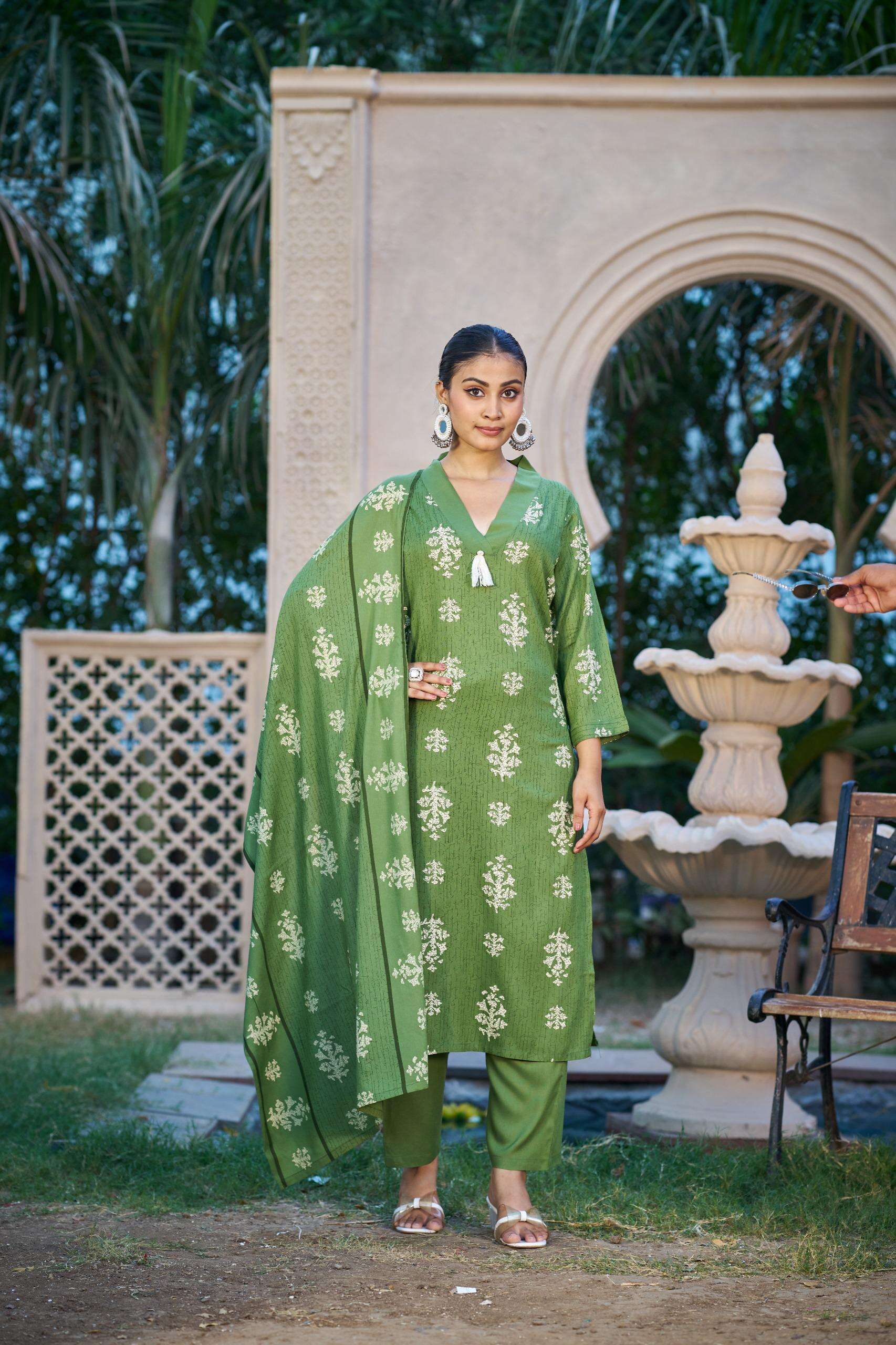 HEAVY VISCOSE RAYON WITH PRINT DAILY WEAR KURTI SET COLLECTION