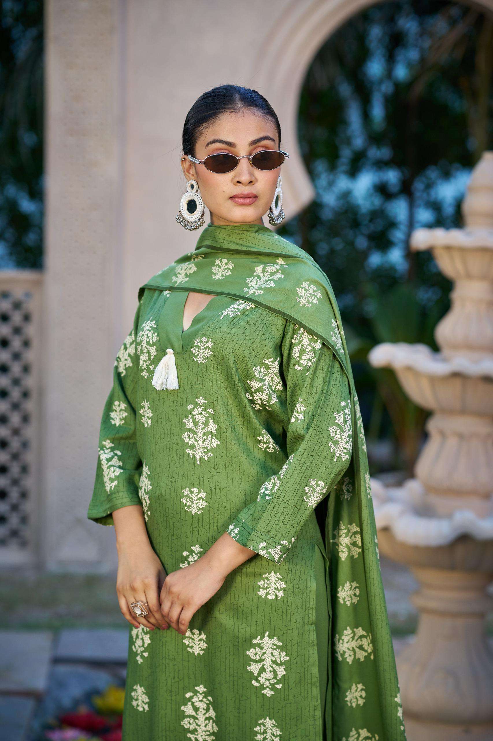 HEAVY VISCOSE RAYON WITH PRINT DAILY WEAR KURTI SET COLLECTION
