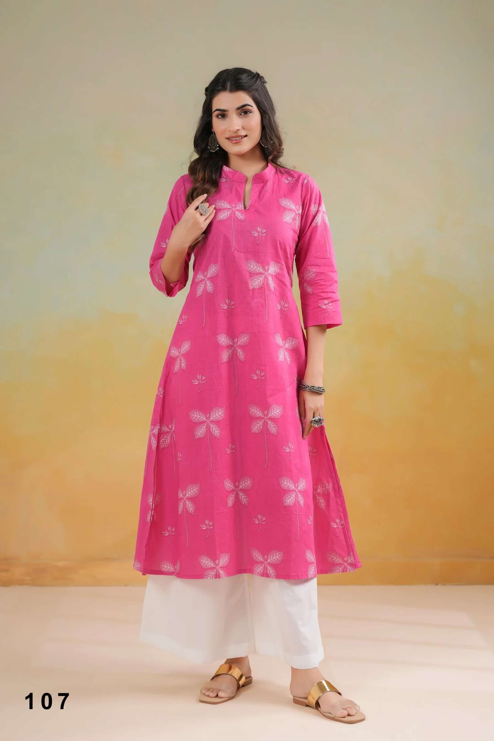 LAUNCHING CAMBRIC COTTON WITH HEAVY DIGITAL PRINT KURTI COLLECTION