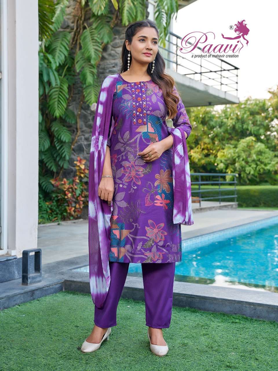 LAUNCHING NEW HEAVY BARLIN KURTI SET COLLECTION