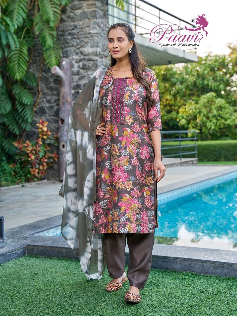 LAUNCHING NEW HEAVY BARLIN KURTI SET COLLECTION