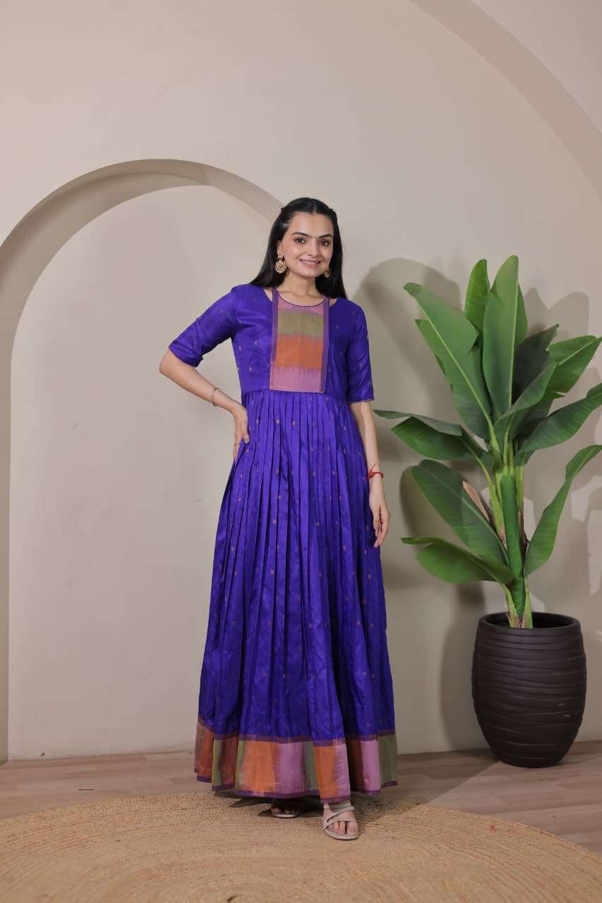 LAUNCHING NEW TREANDING CRAFT SILK FABRIC GOWN