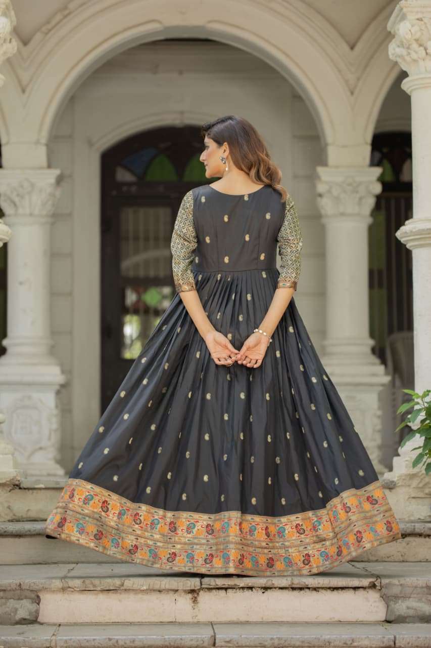LAUNCHING NEW TREANDING SOFT SILK GOWN 