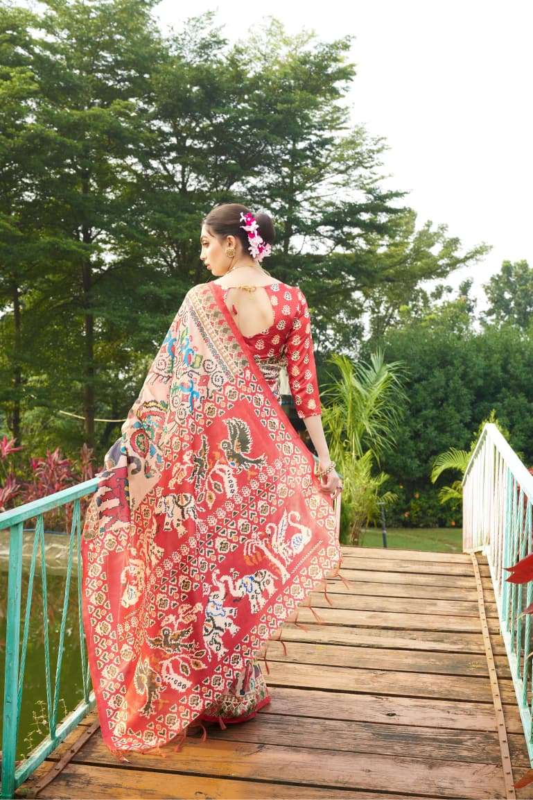LAUNCHING PREMIUM PATOLA SAREE COLLECTION