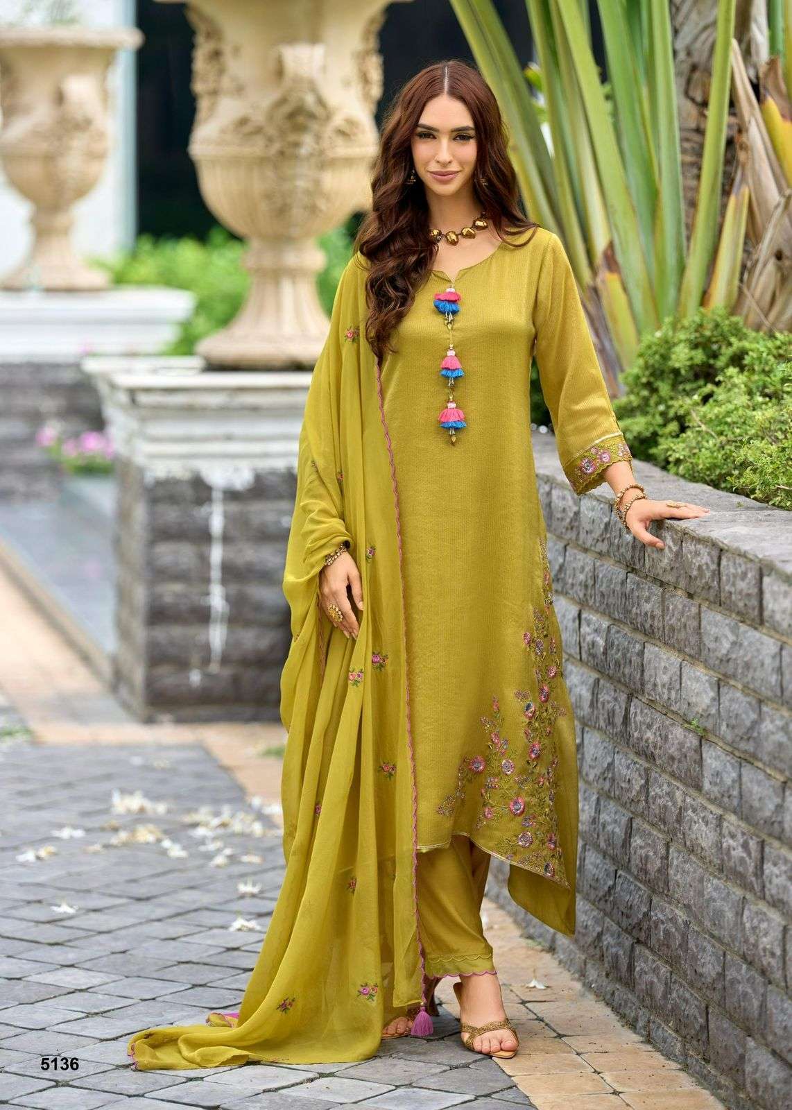 PRM INDIA LAUNCHING NEW PURE RUSSIAN SILK FABRIC KURTI SET SAHELI CATALOG