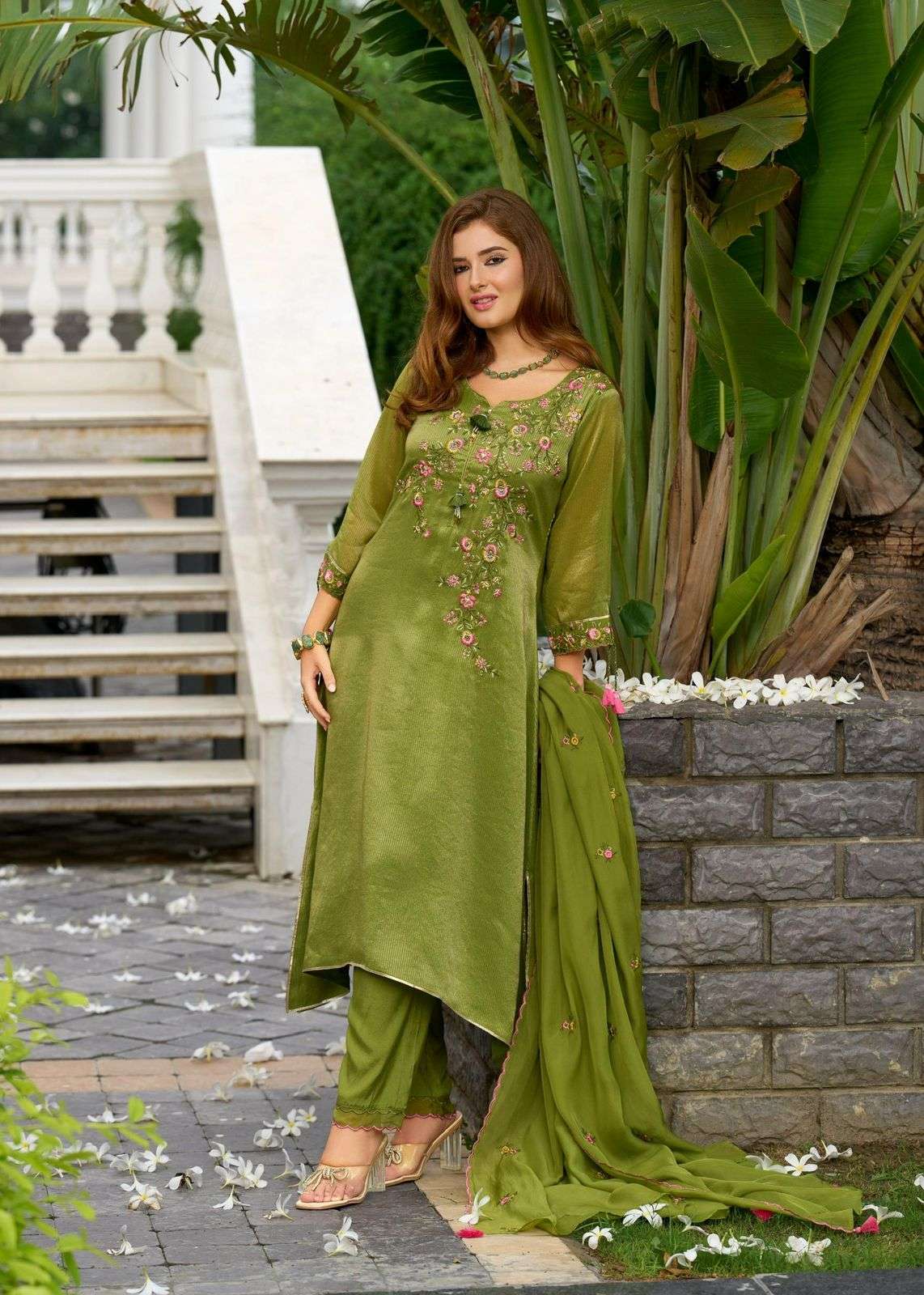 PRM INDIA LAUNCHING NEW PURE RUSSIAN SILK FABRIC KURTI SET SAHELI CATALOG