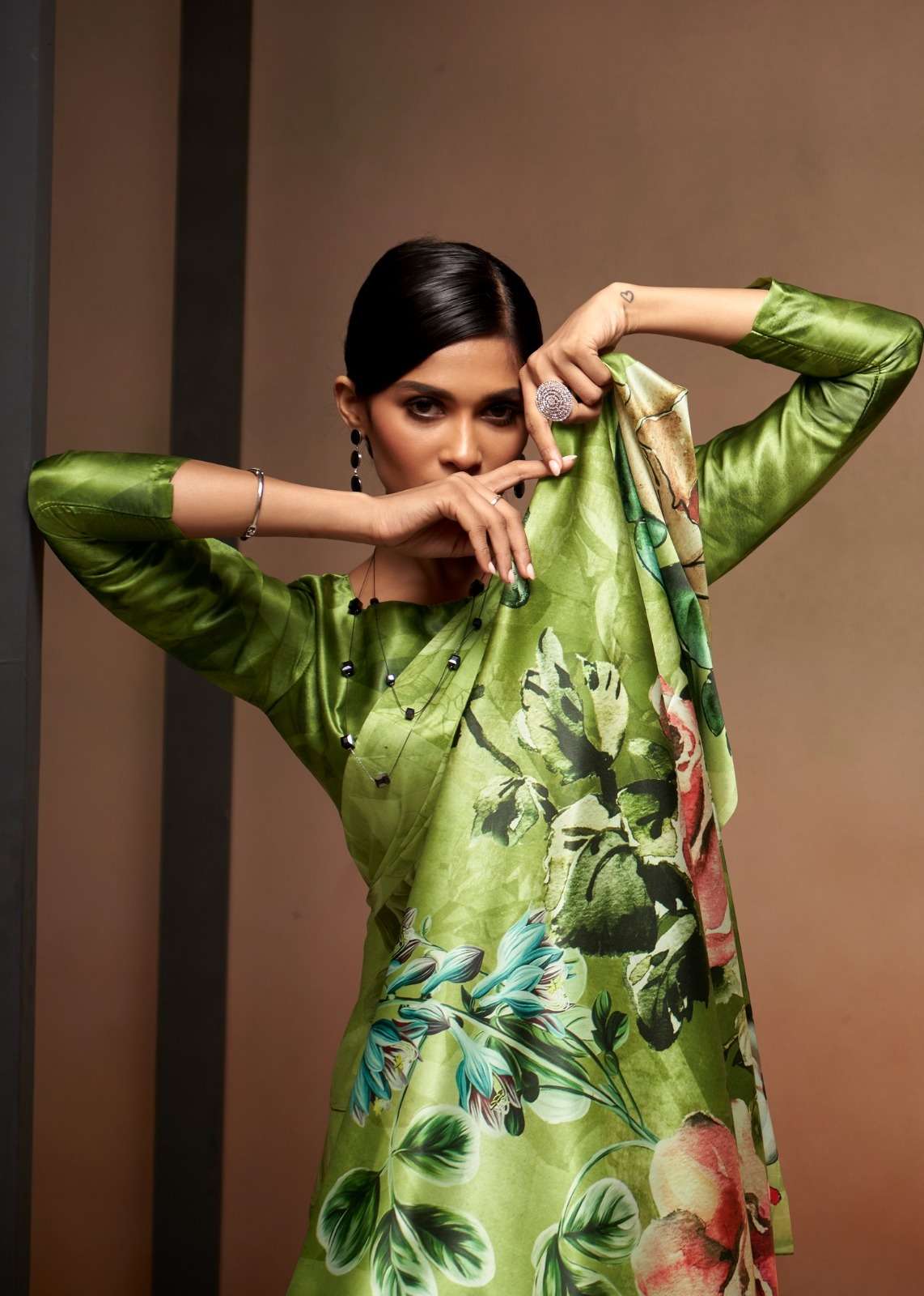 RAJPATH LAUNCHING NEW CREPE SILK SAREE BOLLYWOOD SATTIN CATALOG