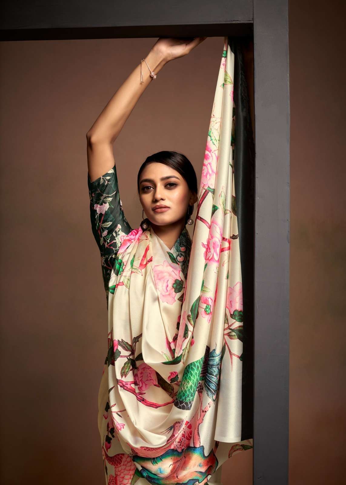 RAJPATH LAUNCHING NEW CREPE SILK SAREE BOLLYWOOD SATTIN CATALOG