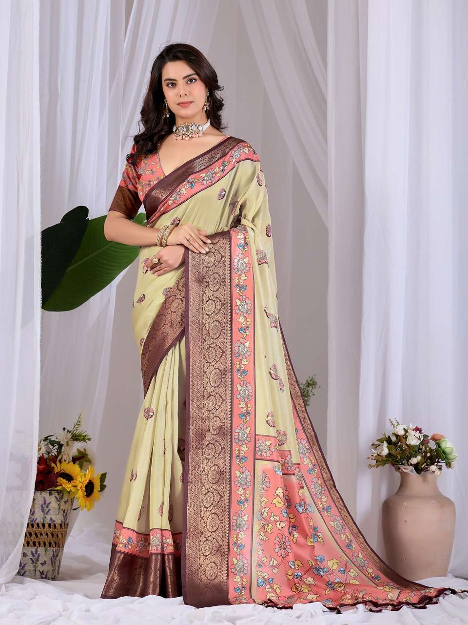 SOFT LICHI SILK SAREE WITH ELEGANTFLORAL PRINT
