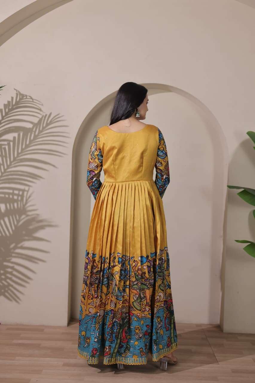 TEXOFAB LAUNCH TREANDING TASAR SILK GOWN COLLECTION