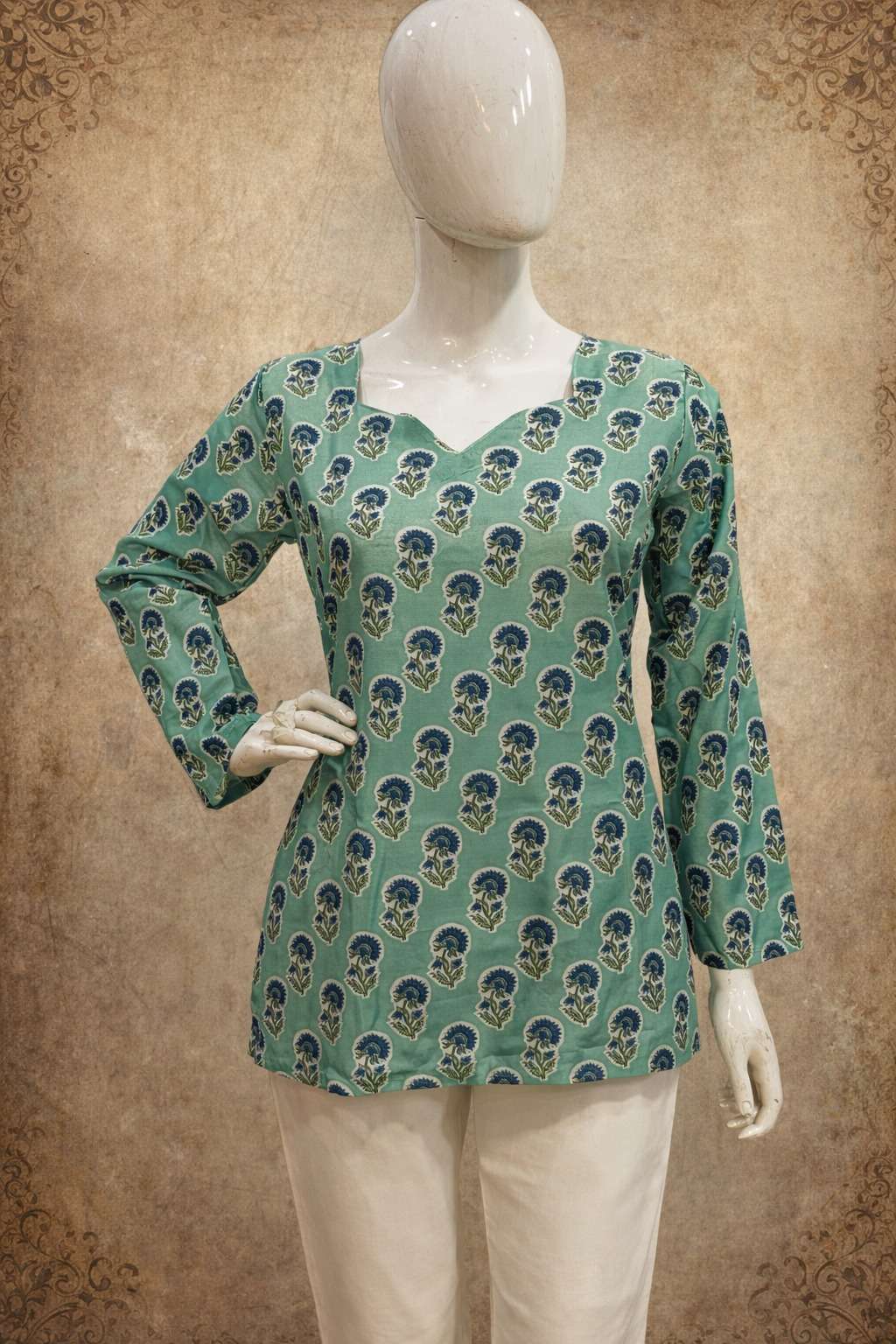 TREANDING SHORT KURTI COMFORTABLE TO DAILY WEAR
