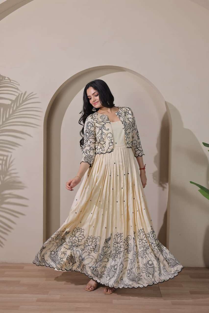 TREANDING TASAR SILK GOWN WITH KOTI 