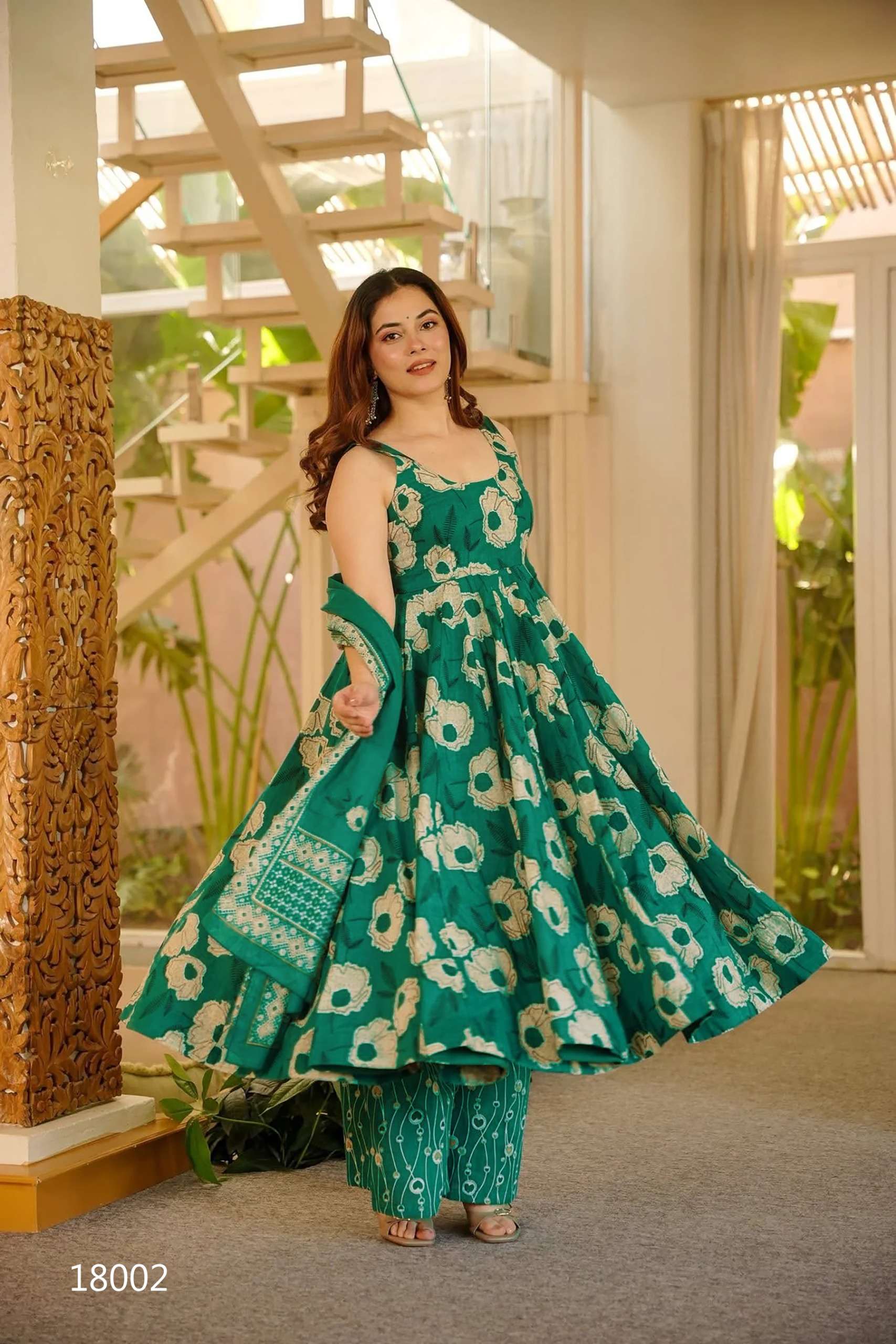 Presents this Designer 3pcs beautiful  printed Kurti bottom with dupatta Collection (set of 5 beautiful design 18001 to 18005)